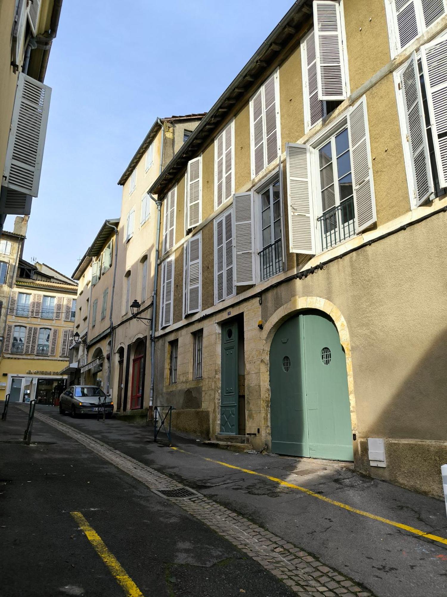 Maria - Centre Historique - Parking Prive Apartment Ош Екстериор снимка
