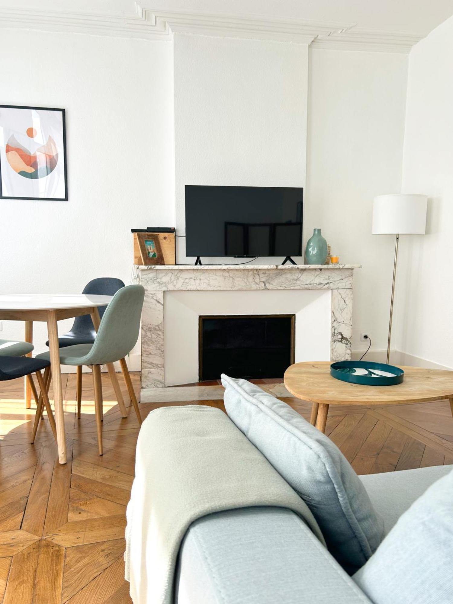 Maria - Centre Historique - Parking Prive Apartment Ош Екстериор снимка